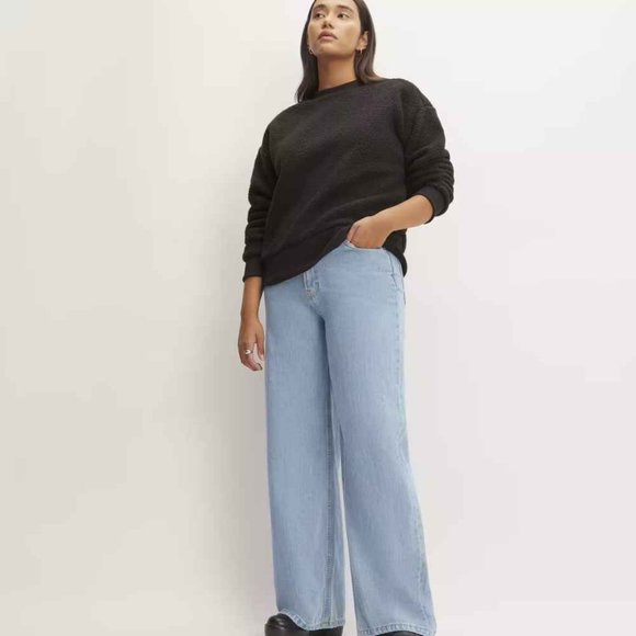 EVERLANE The ReNew Fleece Oversized Crew - Picture 4 of 4